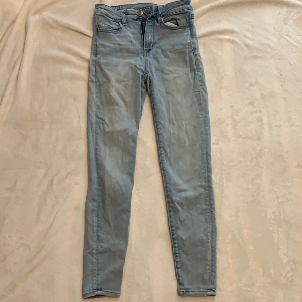 American eagle, size 2, next level stretch jeans